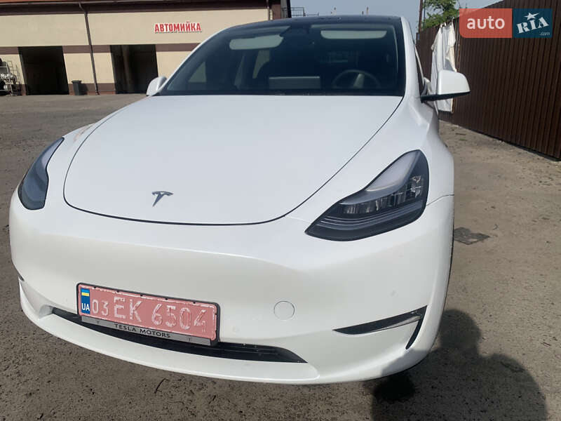 Внедорожник / Кроссовер Tesla Model Y 2022 в Дубровице