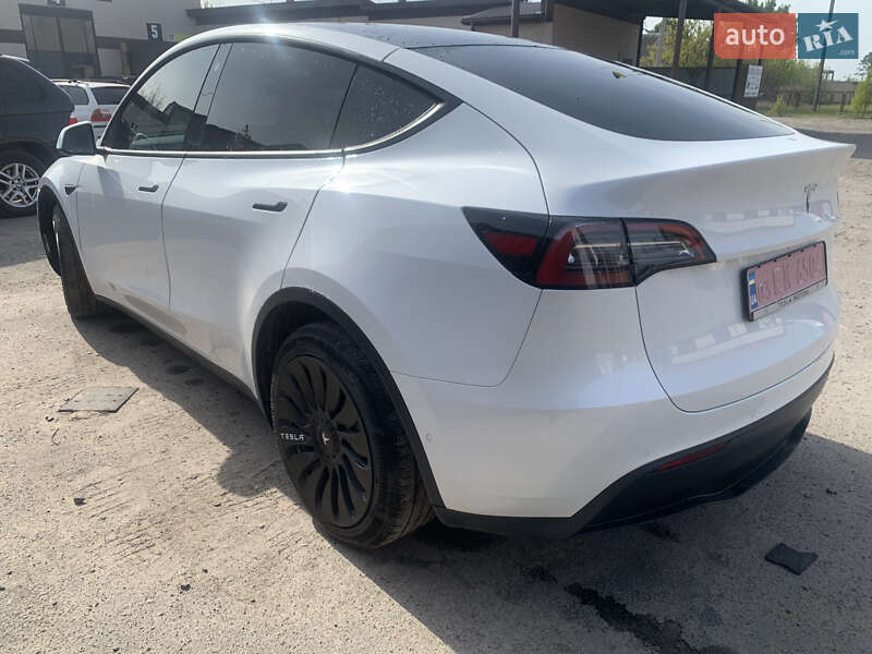 Внедорожник / Кроссовер Tesla Model Y 2022 в Дубровице