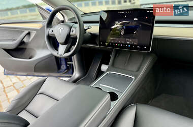 Внедорожник / Кроссовер Tesla Model Y 2023 в 