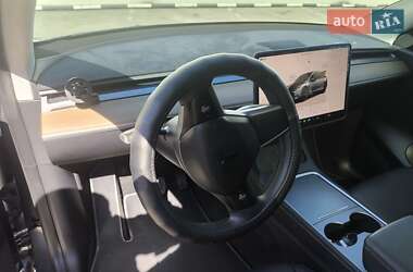 Внедорожник / Кроссовер Tesla Model Y 2022 в 