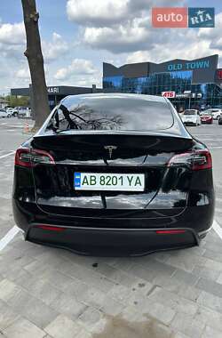 Позашляховик / Кросовер Tesla Model Y 2022 в 