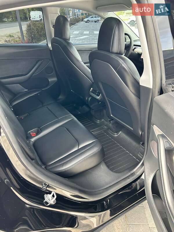 Внедорожник / Кроссовер Tesla Model Y 2022 в Виннице