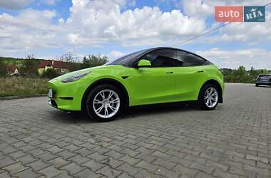 Внедорожник / Кроссовер Tesla Model Y 2023 в 
