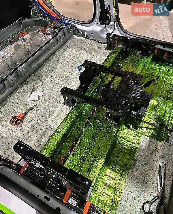 Позашляховик / Кросовер Tesla Model Y 2023 в Трускавці