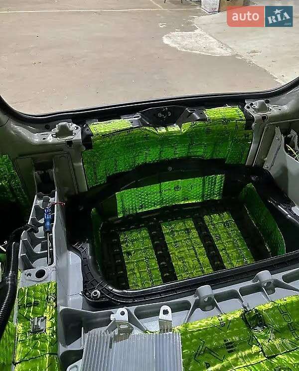 Позашляховик / Кросовер Tesla Model Y 2023 в Трускавці