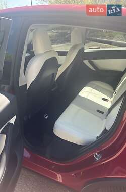 Внедорожник / Кроссовер Tesla Model Y 2022 в 