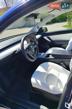 Внедорожник / Кроссовер Tesla Model Y 2022 в 