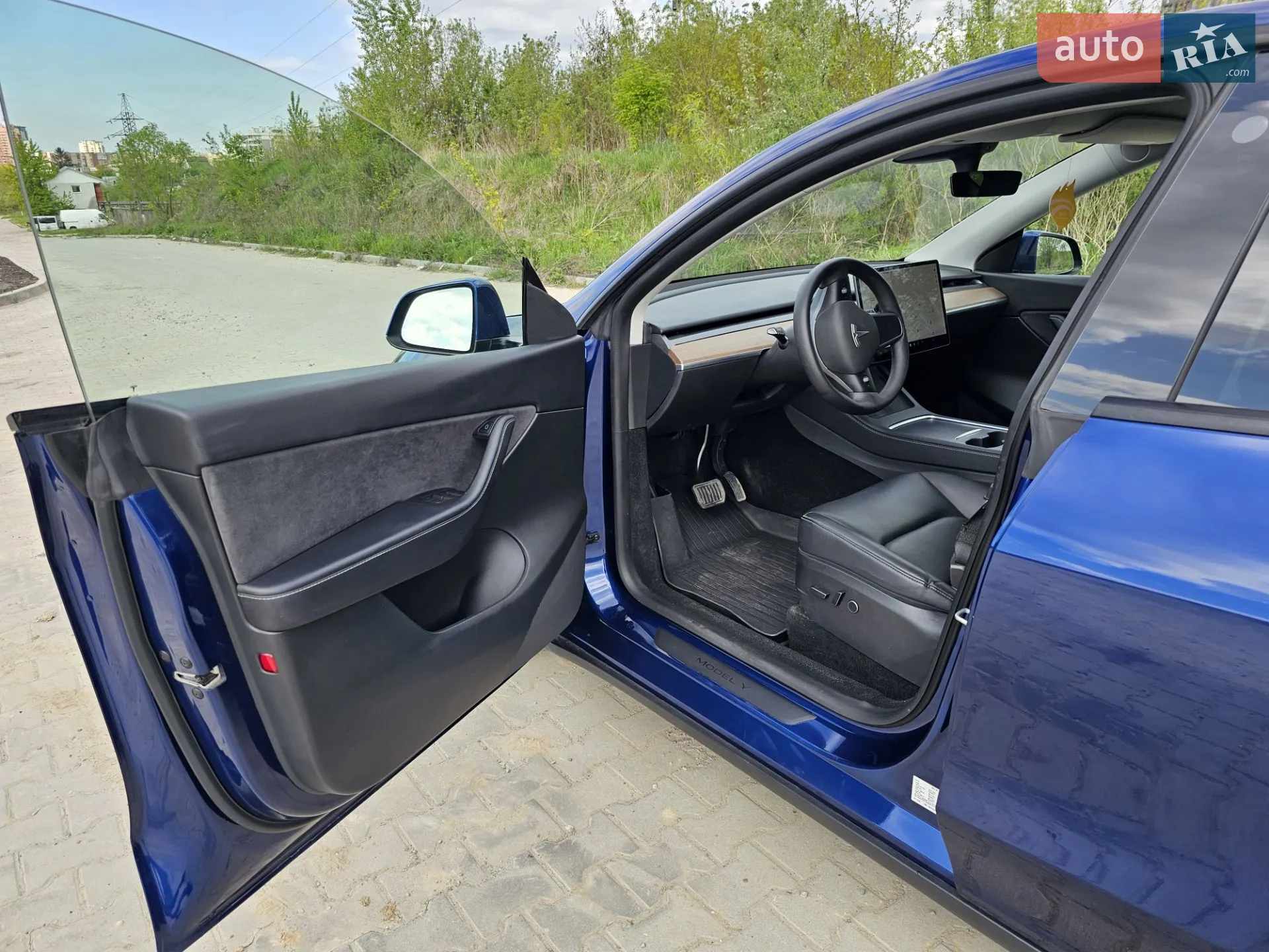 2022 Tesla Model Y - мініатюра 2