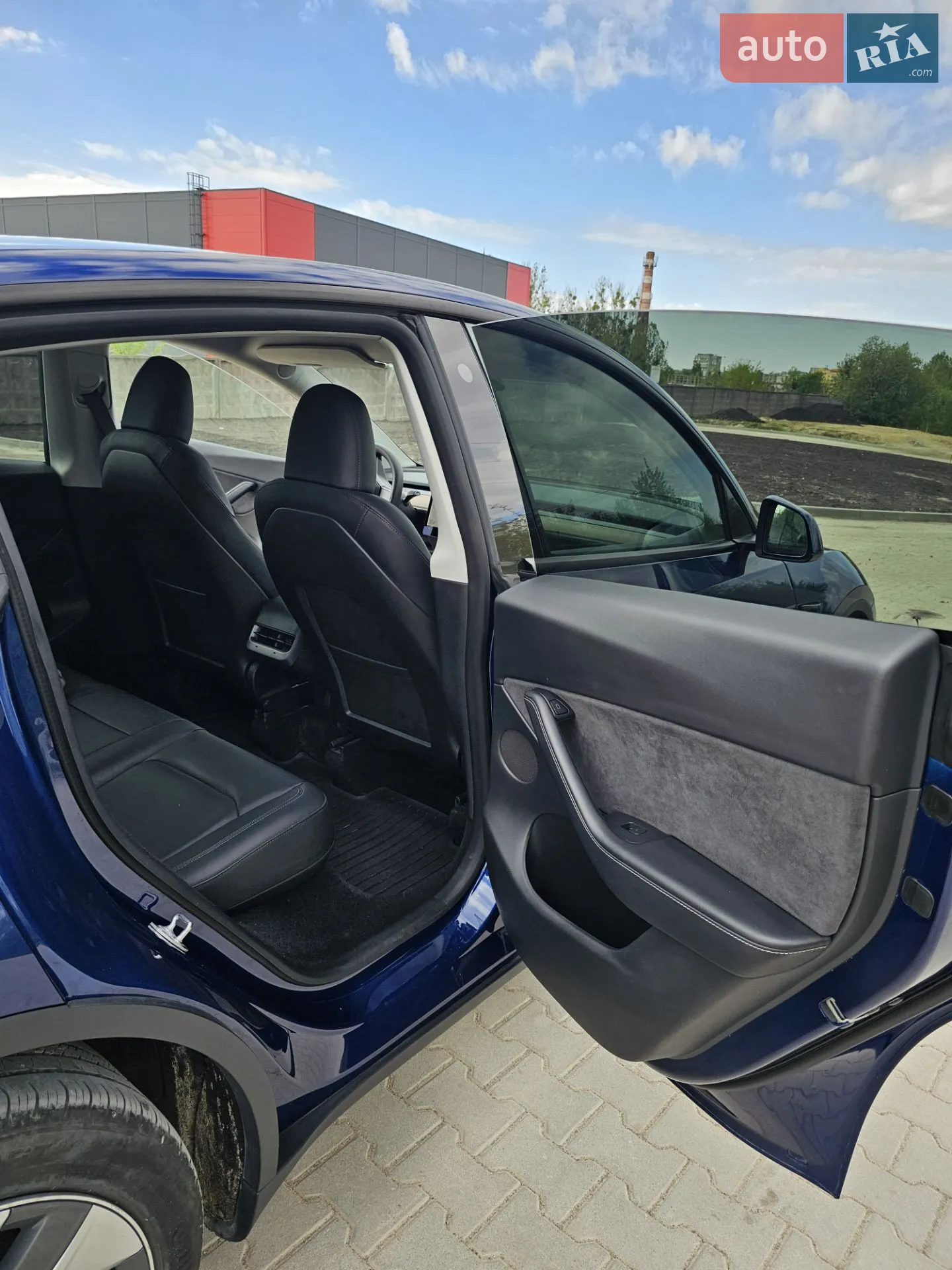 2022 Tesla Model Y - мініатюра 19