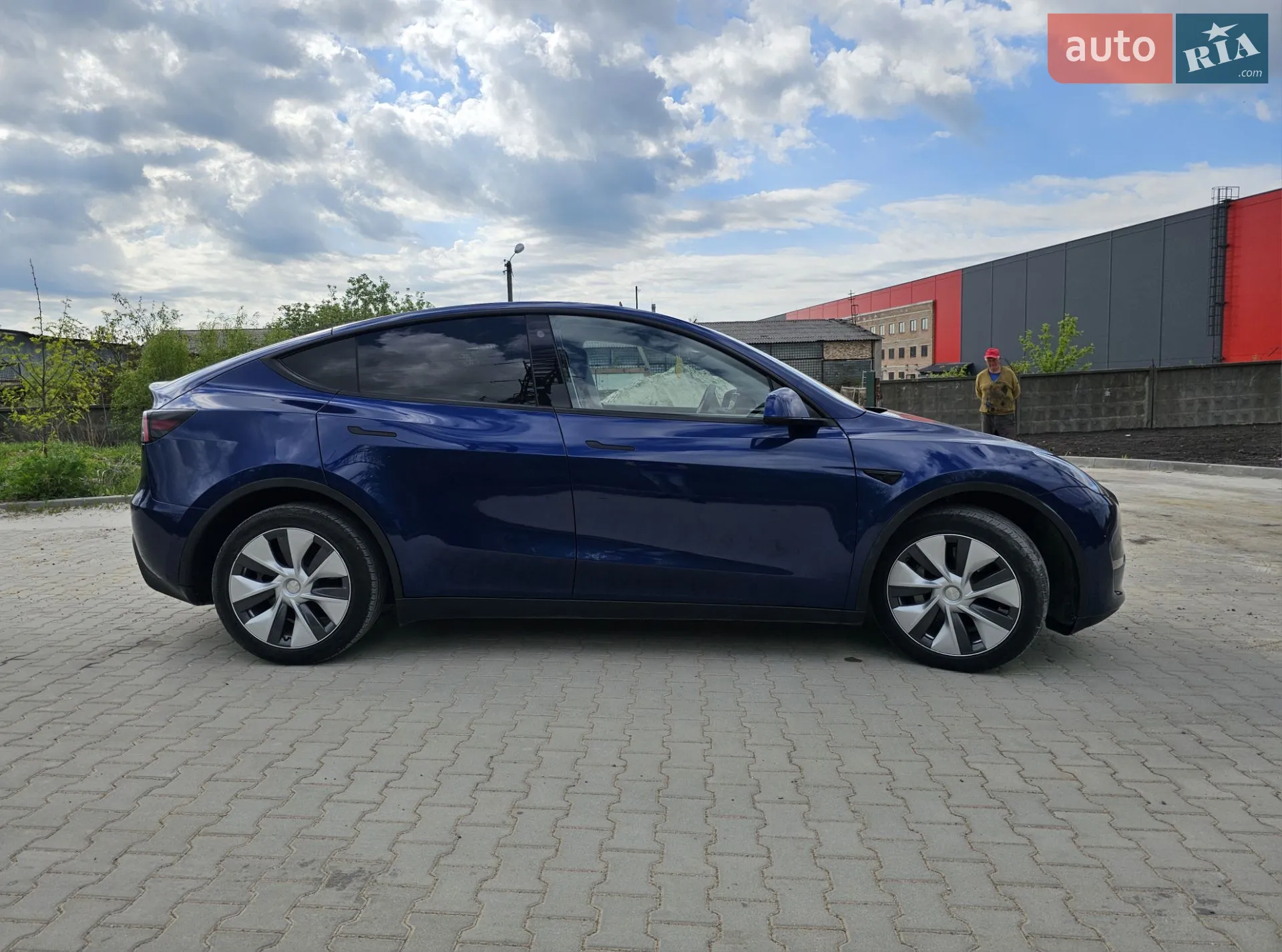 2022 Tesla Model Y - мініатюра 21