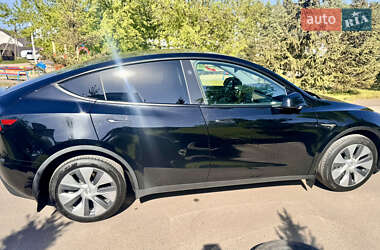 Внедорожник / Кроссовер Tesla Model Y 2023 в 