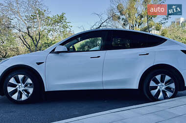 Внедорожник / Кроссовер Tesla Model Y 2022 в 