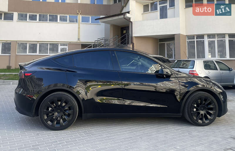 Позашляховик / Кросовер Tesla Model Y 2022 в Тернополі