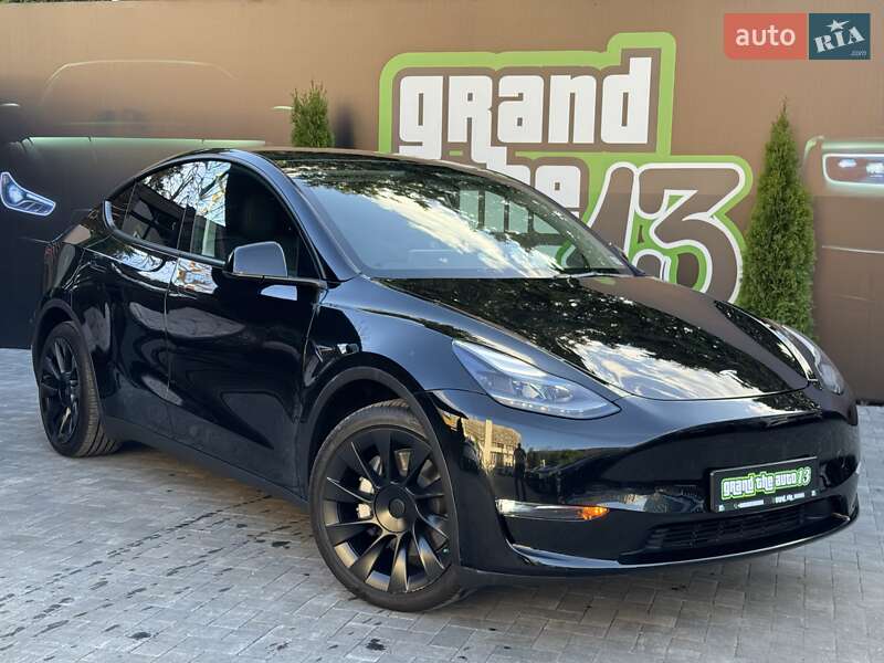 Внедорожник / Кроссовер Tesla Model Y 2023 в Киеве