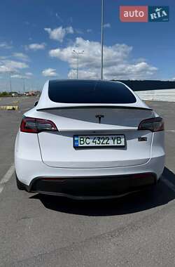 Внедорожник / Кроссовер Tesla Model Y 2022 в 