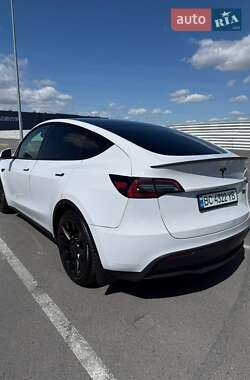 Внедорожник / Кроссовер Tesla Model Y 2022 в 