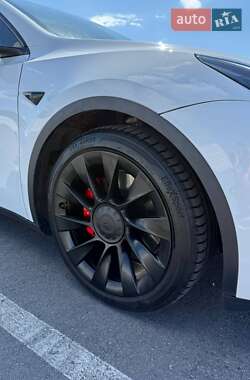 Внедорожник / Кроссовер Tesla Model Y 2022 в 