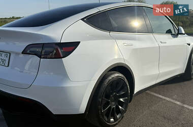 Внедорожник / Кроссовер Tesla Model Y 2024 в 