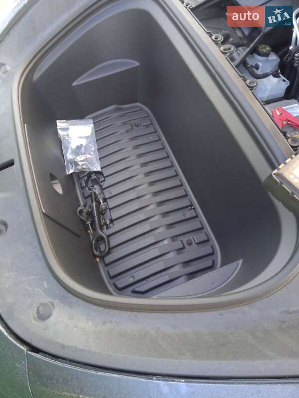 Внедорожник / Кроссовер Tesla Model Y 2023 в Кропивницком фото 38 Внедорожник / Кроссовер Tesla Model Y 2023 в Кропивницком