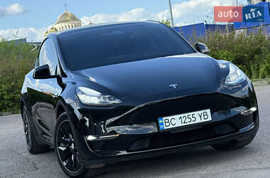 Позашляховик / Кросовер Tesla Model Y 2021 в Дрогобичі