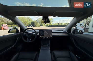 Внедорожник / Кроссовер Tesla Model Y 2021 в 