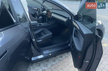 Внедорожник / Кроссовер Tesla Model Y 2022 в 