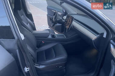 Внедорожник / Кроссовер Tesla Model Y 2022 в 