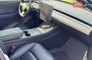 Внедорожник / Кроссовер Tesla Model Y 2022 в 