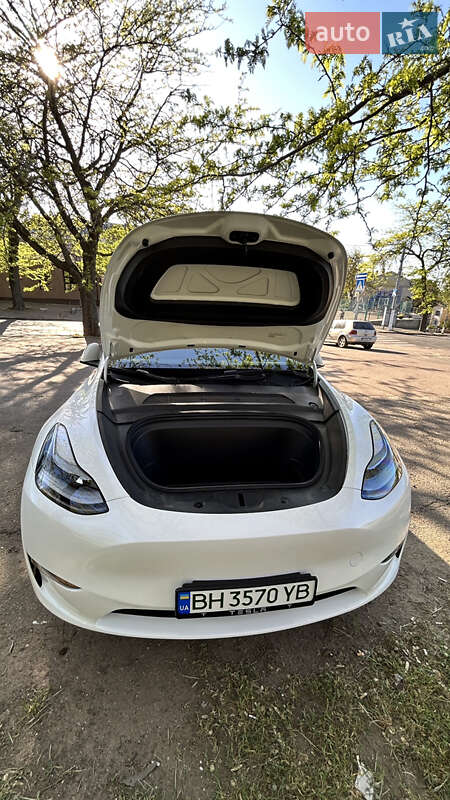 Внедорожник / Кроссовер Tesla Model Y 2023 в Одессе
