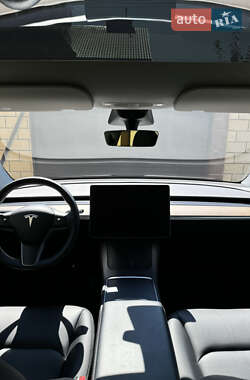 Позашляховик / Кросовер Tesla Model Y 2022 в 