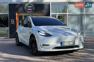 Позашляховик / Кросовер Tesla Model Y 2020 в 