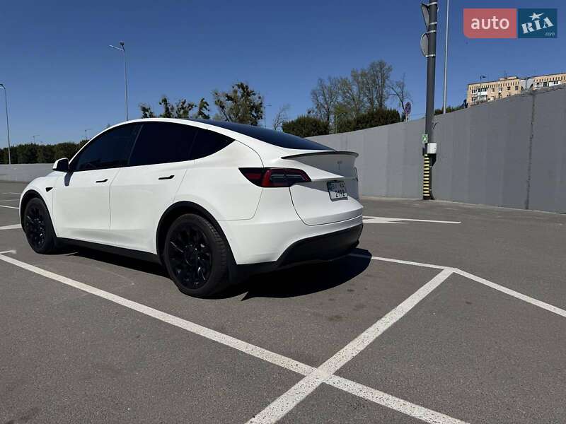 Внедорожник / Кроссовер Tesla Model Y 2021 в Полтаве