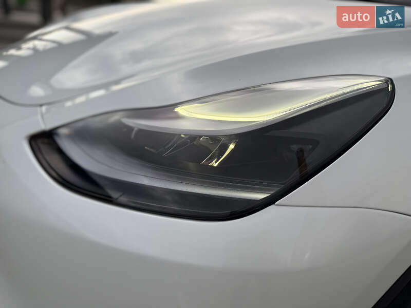 Внедорожник / Кроссовер Tesla Model Y 2023 в Виннице