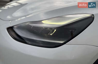 Внедорожник / Кроссовер Tesla Model Y 2023 в 