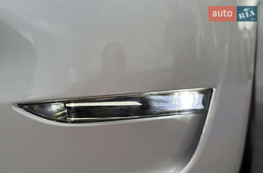 Внедорожник / Кроссовер Tesla Model Y 2023 в 