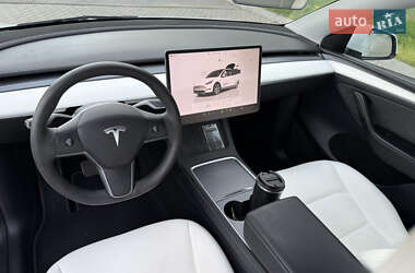Внедорожник / Кроссовер Tesla Model Y 2023 в 