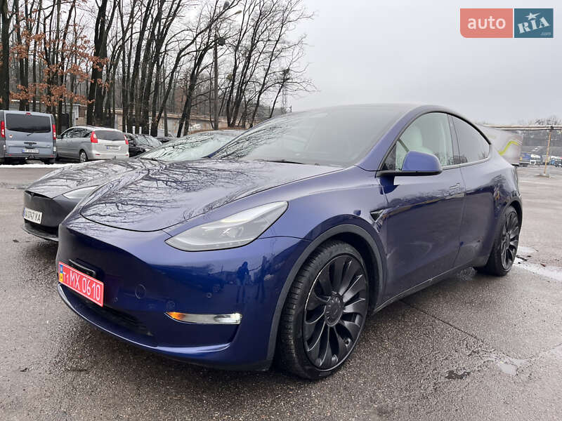 Внедорожник / Кроссовер Tesla Model Y 2022 в Киеве