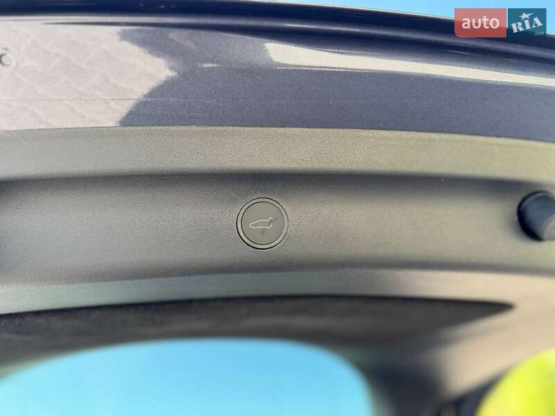 Позашляховик / Кросовер Tesla Model Y 2023 в Ковелі