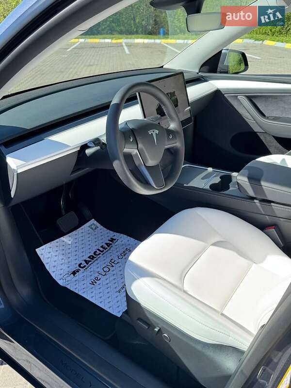 Позашляховик / Кросовер Tesla Model Y 2023 в Ковелі