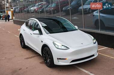 Позашляховик / Кросовер Tesla Model Y 2022 в 