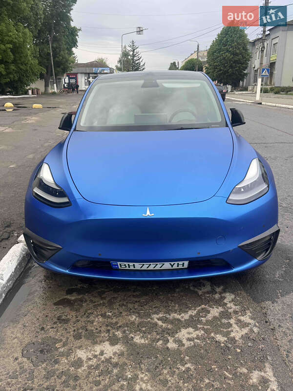 Внедорожник / Кроссовер Tesla Model Y 2021 в Белой Церкви