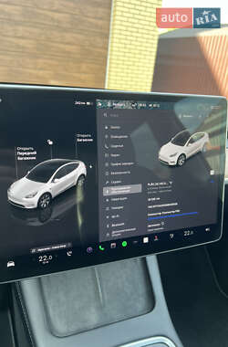 Позашляховик / Кросовер Tesla Model Y 2022 в 