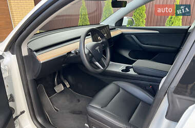 Позашляховик / Кросовер Tesla Model Y 2022 в 