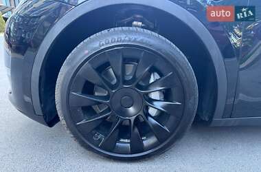 Внедорожник / Кроссовер Tesla Model Y 2024 в 