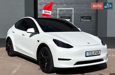 Внедорожник / Кроссовер Tesla Model Y 2021 в 