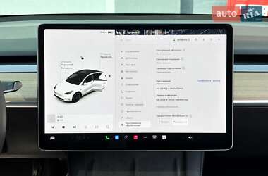 Внедорожник / Кроссовер Tesla Model Y 2021 в 