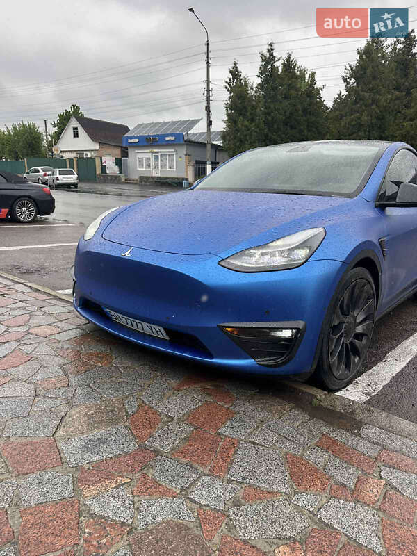 Внедорожник / Кроссовер Tesla Model Y 2021 в Белой Церкви