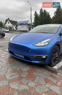 Внедорожник / Кроссовер Tesla Model Y 2021 в 