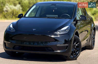 Позашляховик / Кросовер Tesla Model Y 2023 в Кривому Розі