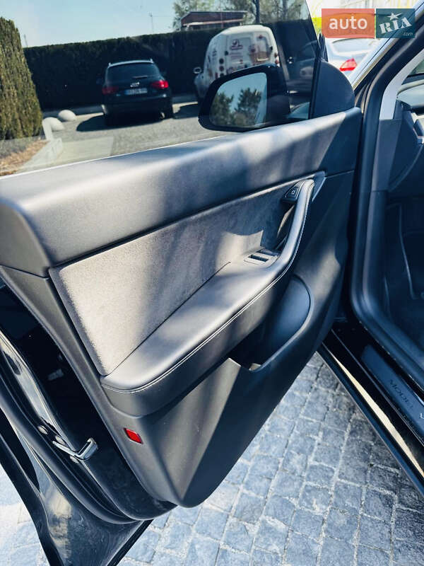 Внедорожник / Кроссовер Tesla Model Y 2021 в Днепре фото 15 Внедорожник / Кроссовер Tesla Model Y 2021 в Днепре